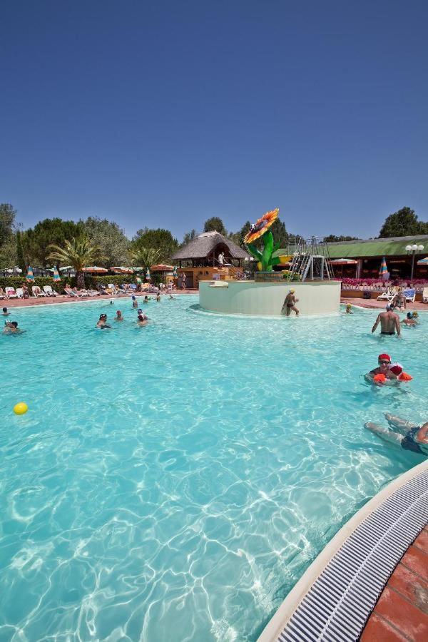 Camping Helloocamp Marina Di Bibbona
